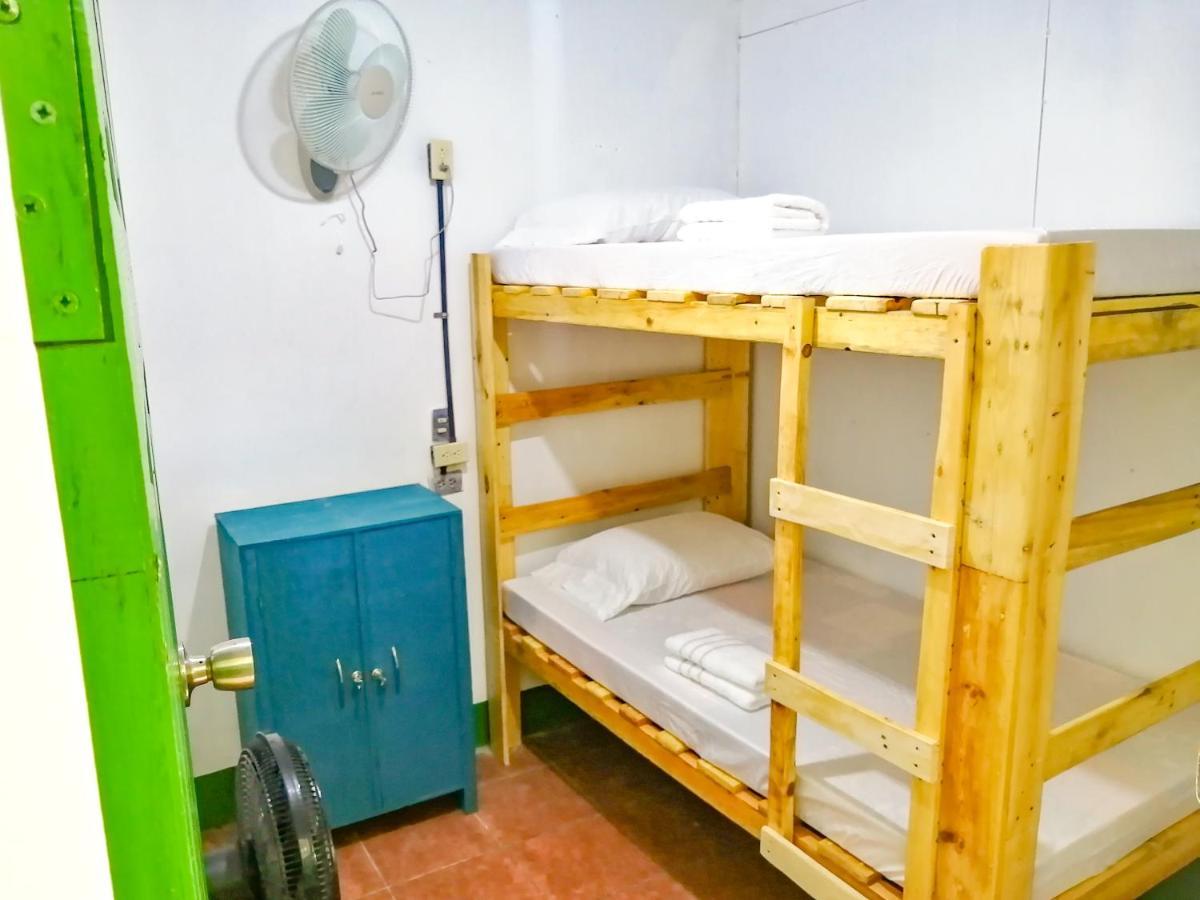 Hostal El Rio León Extérieur photo