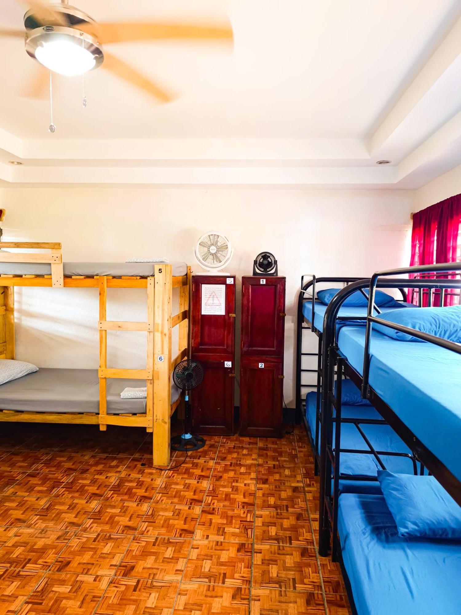 Hostal El Rio León Extérieur photo